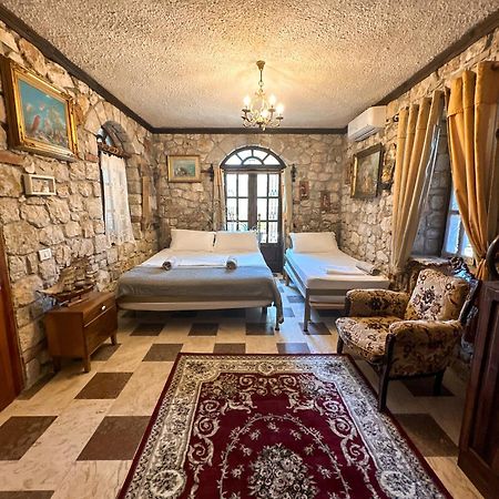 Solomon&Sons Hotel Dhërmi Kültér fotó
