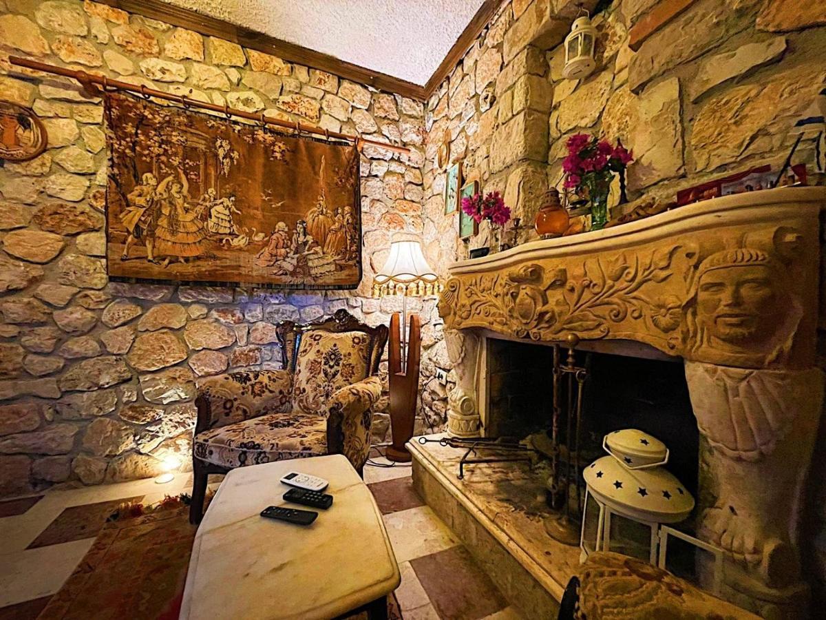 Solomon&Sons Hotel Dhërmi Kültér fotó